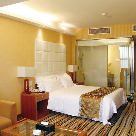 Shenzhen Luohu Railway Station Hotel - Commercial Building Exterior foto